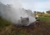 Bombeiros são chamados por caminhoneiro pois havia carro em chamas em rodovia