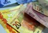 Trabalhadores passam a receber salário mínimo de R$ 1,2 mil a partir de 1° de janeiro