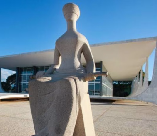 Judiciário desacreditado: STF simboliza o inconformismo com a Constituição